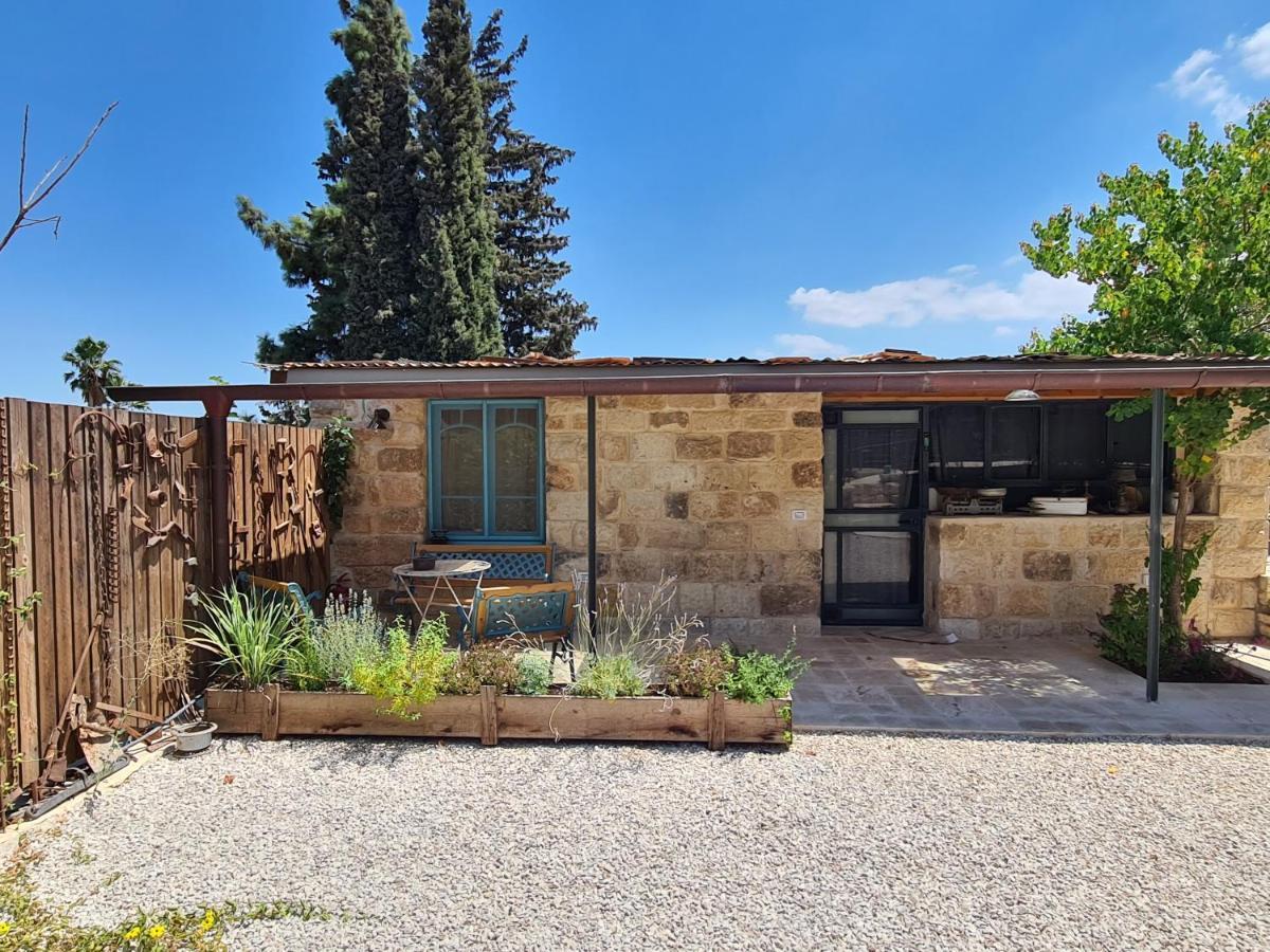 צימר חצר שמואלי - יחידת אירוח זוגית במושב אילניה Ngoại thất bức ảnh